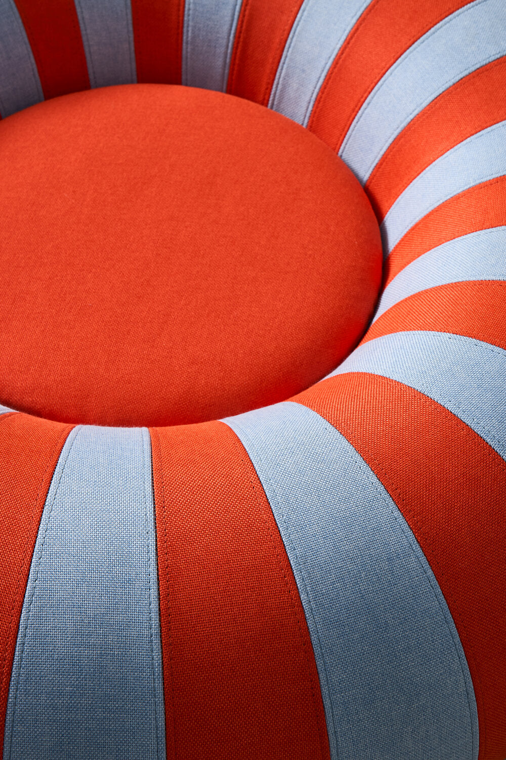 Float puf, Blue/red - 30x100 cm.